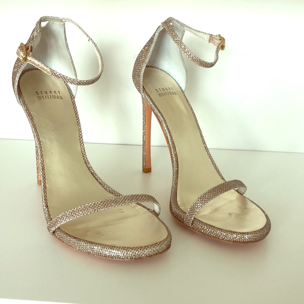 Stuart Weitzman  The Nudistsong Sandle